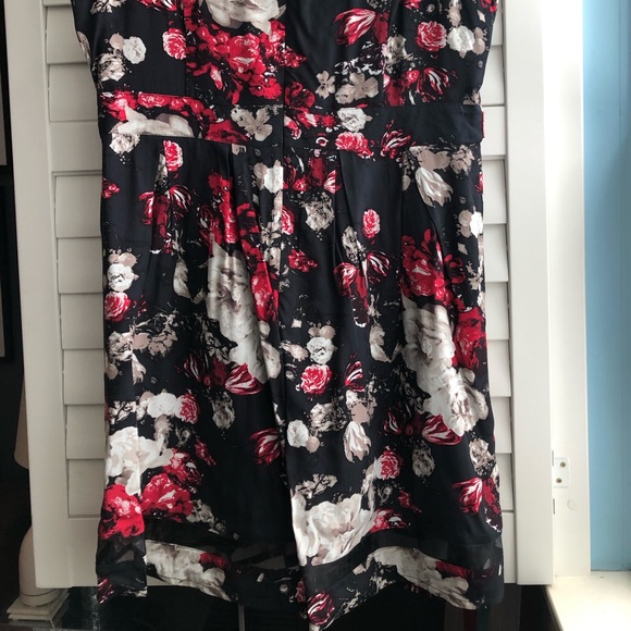 Dress - Rickis 3/4 length, sleeveless, flare, floral, black dress, size 16 - Picture 2 of 9